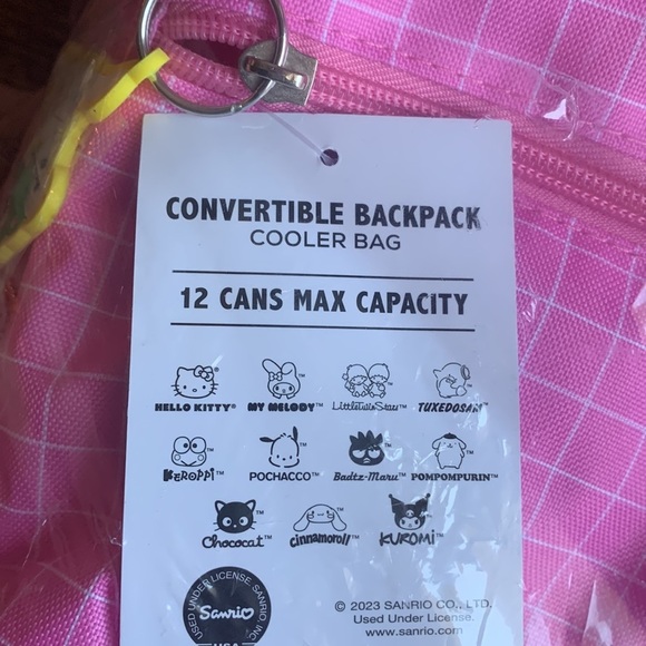 Hello Kitty x Igloo 12-Can Backpack Cooler New - Picture 6 of 14